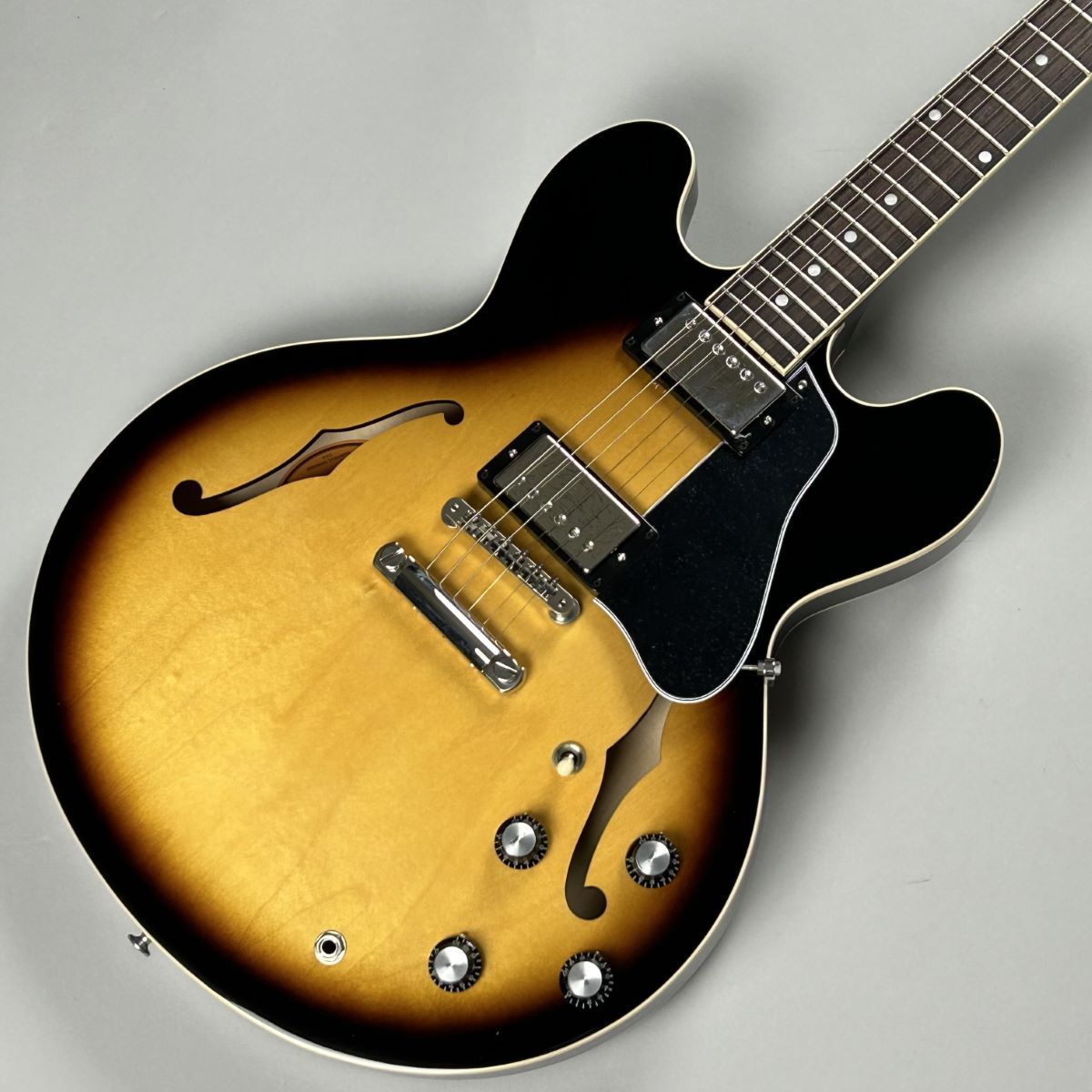 Gibson ES-335 セミアコギター