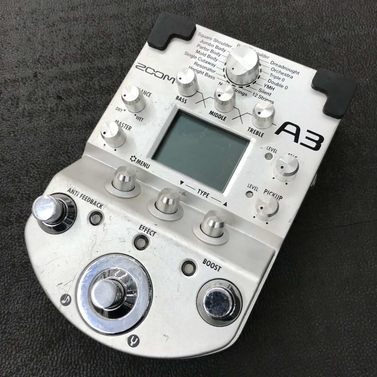 ZOOM A3 エフェクター　アコースティック　DIプリアンプ A3 Pre-Amp & Effects for Acoustic Guitar | Zoom