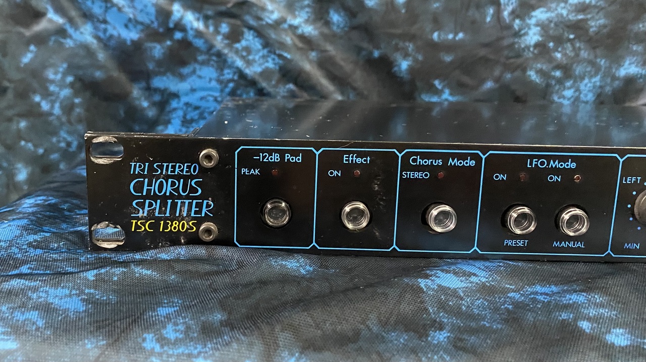 【希少】SONG BIRD TSC-1380S 送料込み！ SongBird TSC 1380S TRI STEREO CHORUS SPLITTER（中古）【楽器
