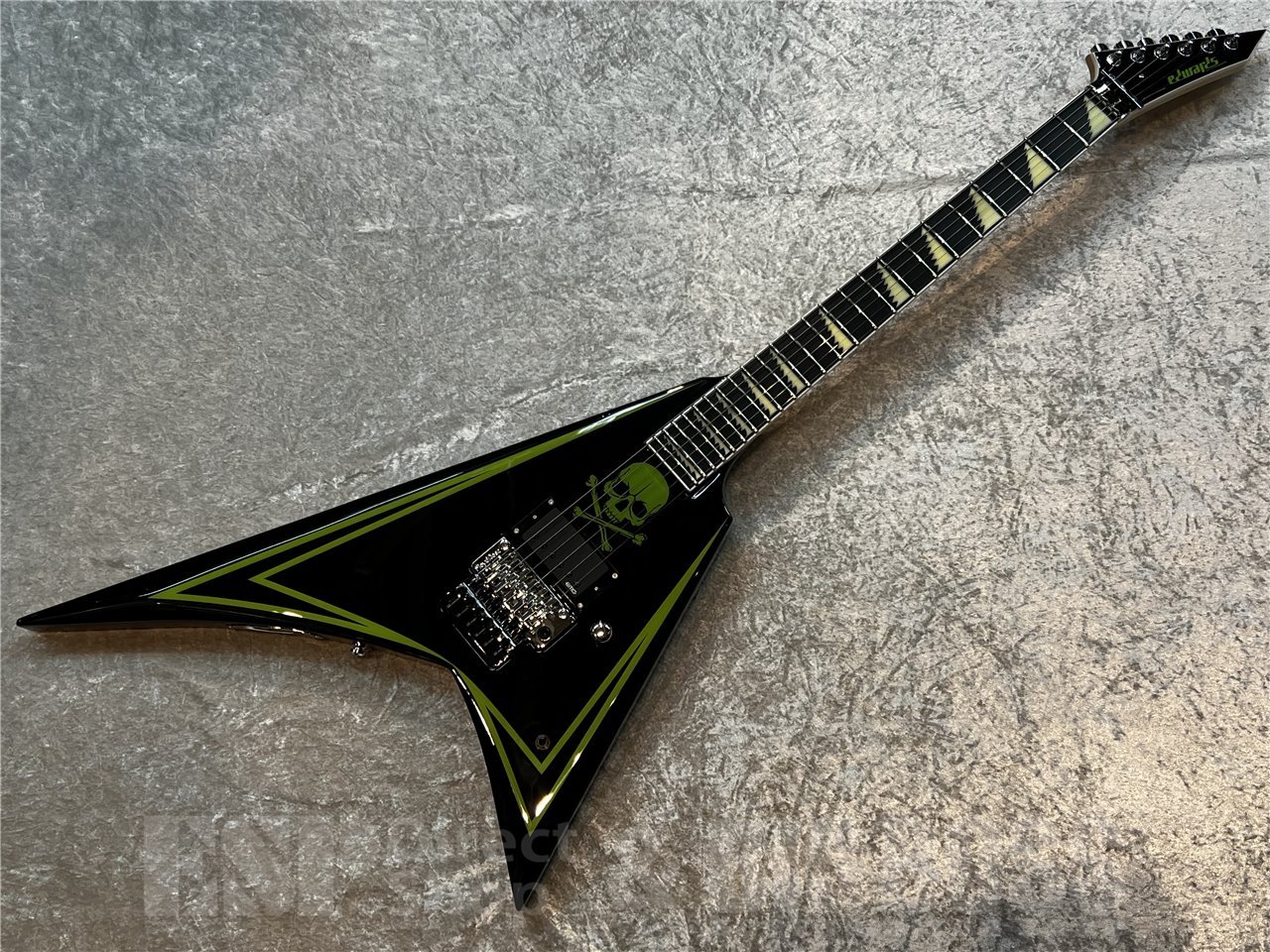 EDWARDS E-ALEXI GREENY(Black with Lime Green Pinstripe