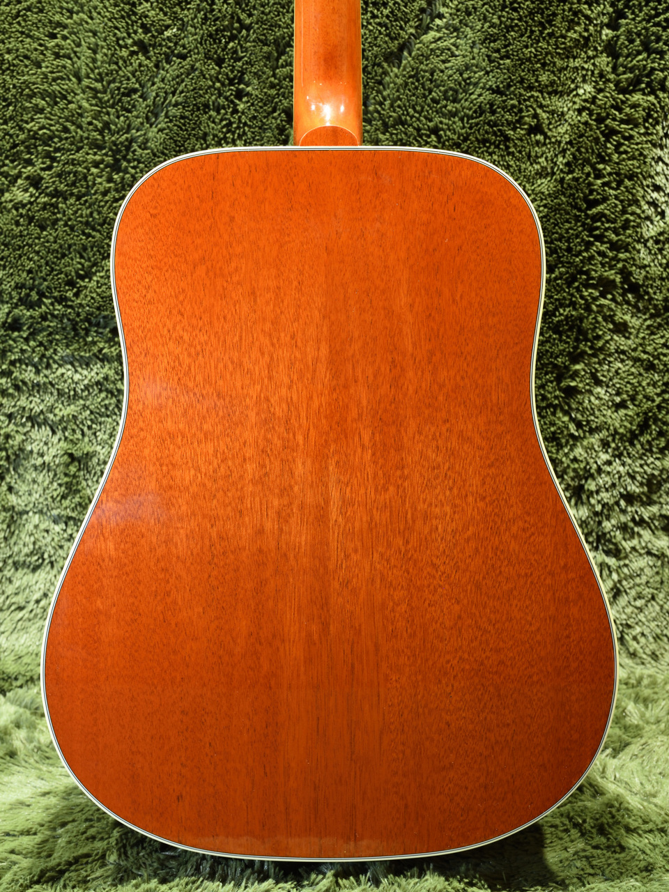 Gibson Hummingbird ~Heritage Cherry Sunburst~ 【2017 Model】（中古