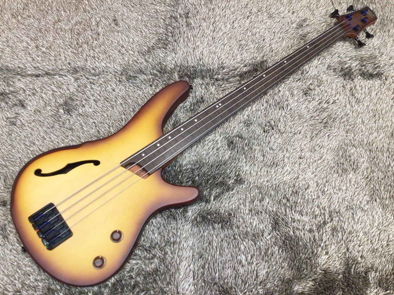 Ibanez SRH500F NNF フレットレス 最終値下げ Ibanez Bass Workshop SRH500F-NNF ｜イケベ楽器店オンラインストア