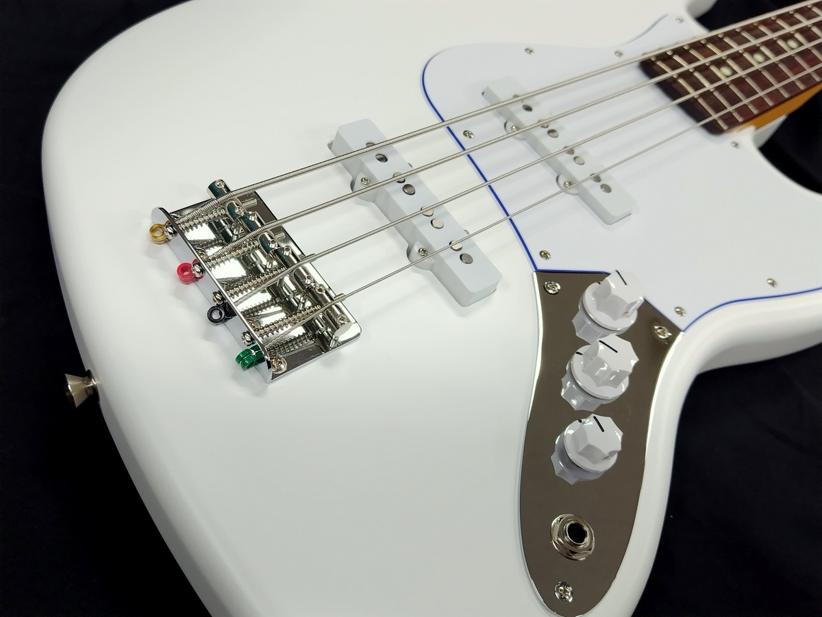 専用ページ2　BASSBASS様 Fender Made in Japan Limited Hybrid II Jazz Bass Blanc