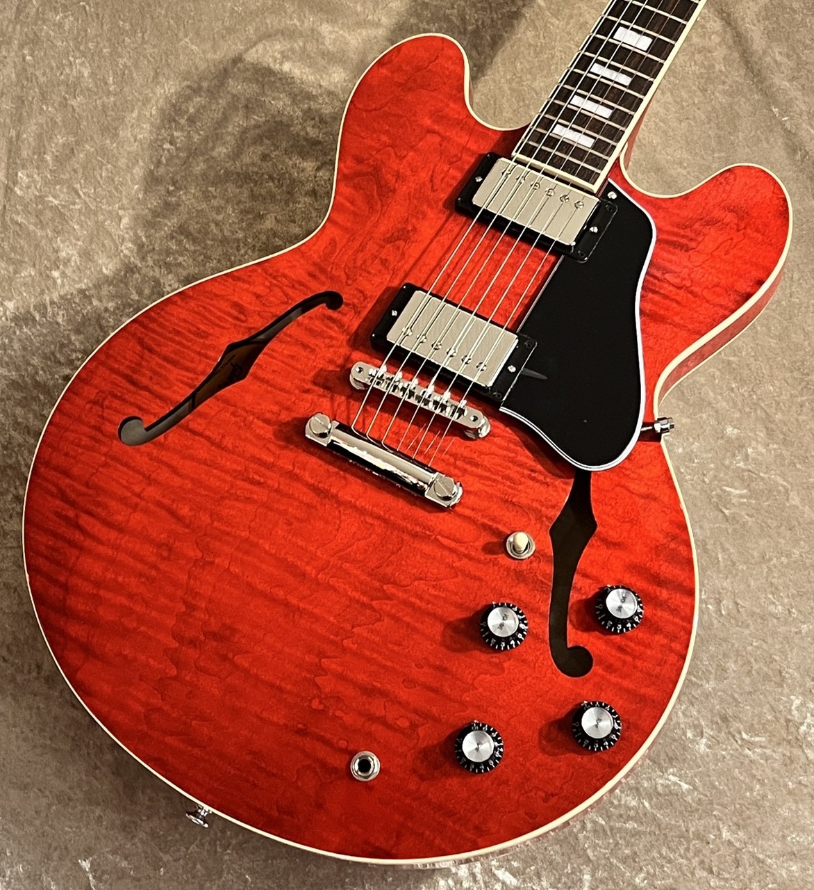 Gibson 【NEW】 ES-335 Figured Sixties Cherry sn221650334