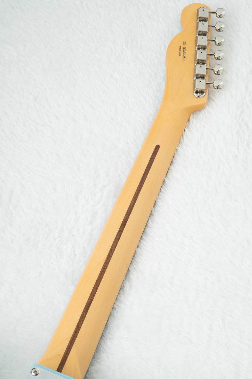 Fender FSR Made in Japan Hybrid II Telecaster Daphne Blue Matching