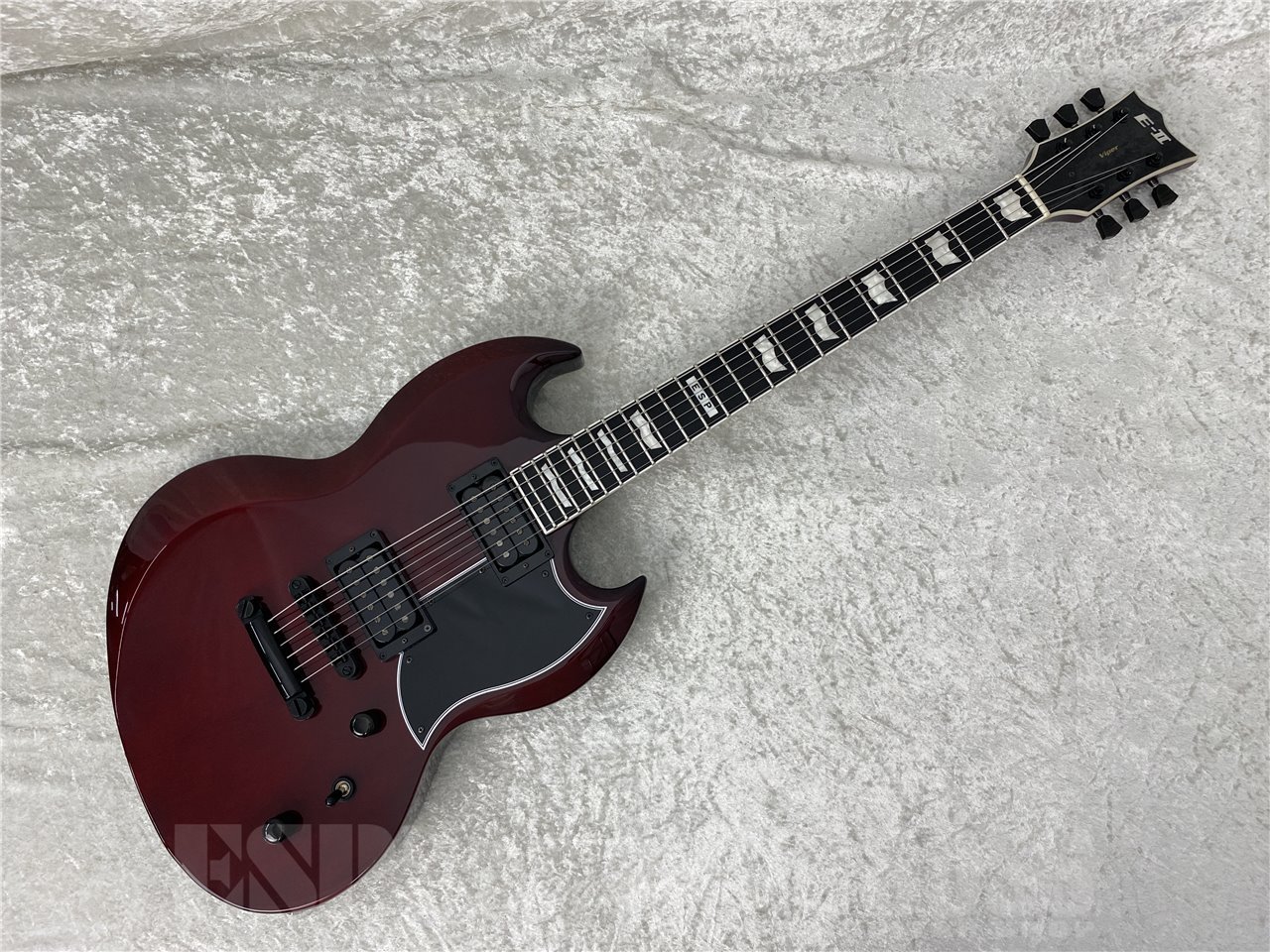 【カスタム品】ジャガード 2V2T ブラック 改造 エレキ レア ヴィンテージ E-II VIPER FL (See Thru Black Cherry)（中古/送料無料）【楽器