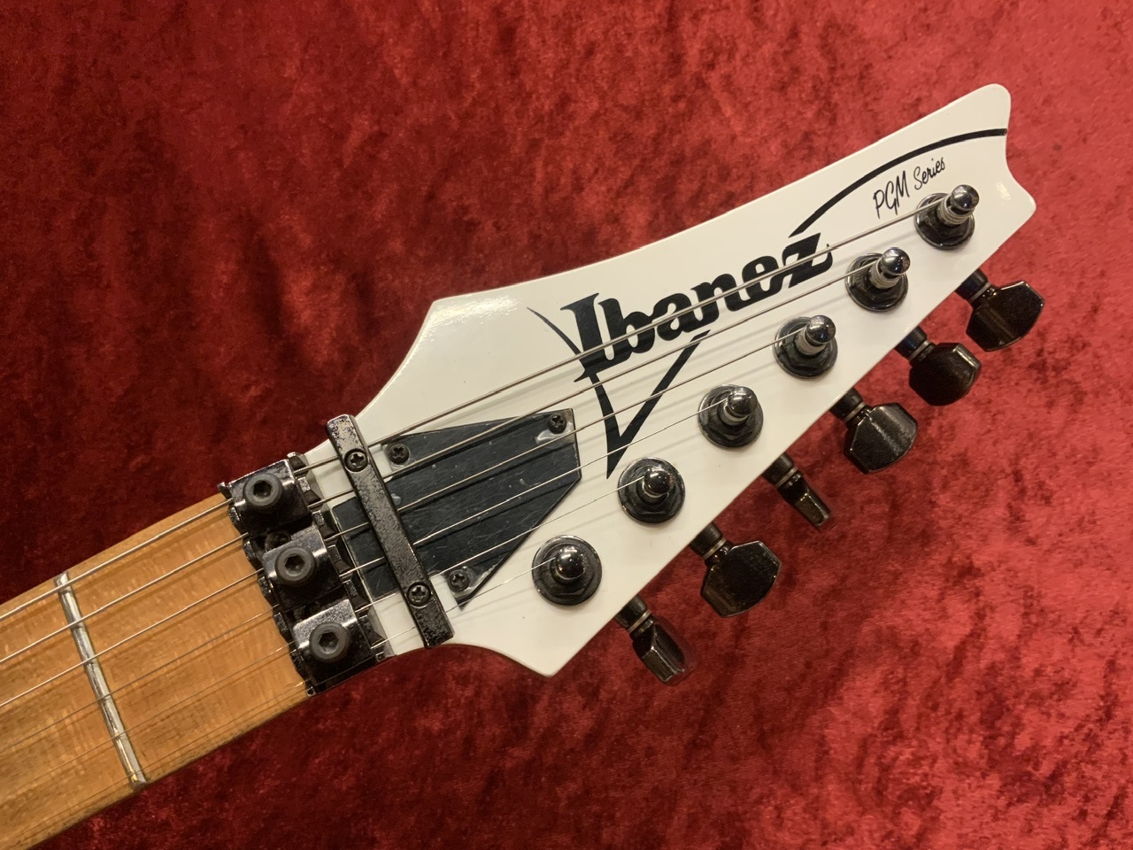 Ibanez PGM300 ポールギルバートモデル - エレキギター