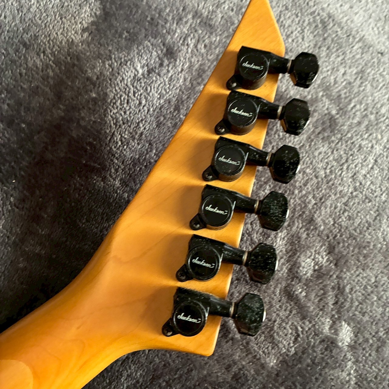 【希少】Charvel Model-3 チャーベル エレキギター 希少】Charvel Model-3 チャーベル エレキギター Charvel Model-3