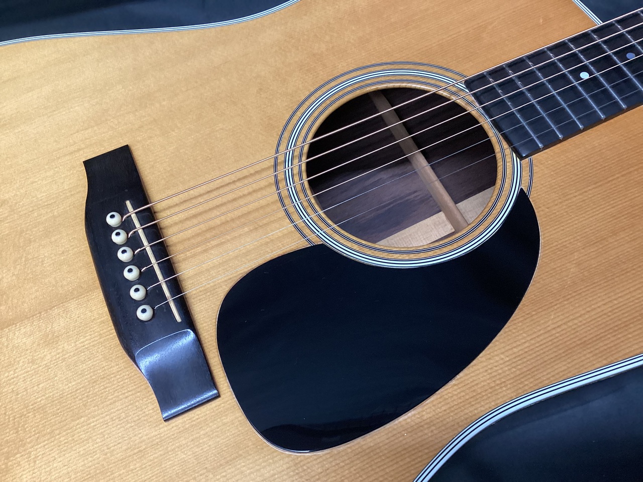 Martin D-28 1979年製 w/ブルーケース (マーチン マーティン D28 ドレッドノート ヴィンテージ  )（ビンテージ）【楽器検索デジマート】