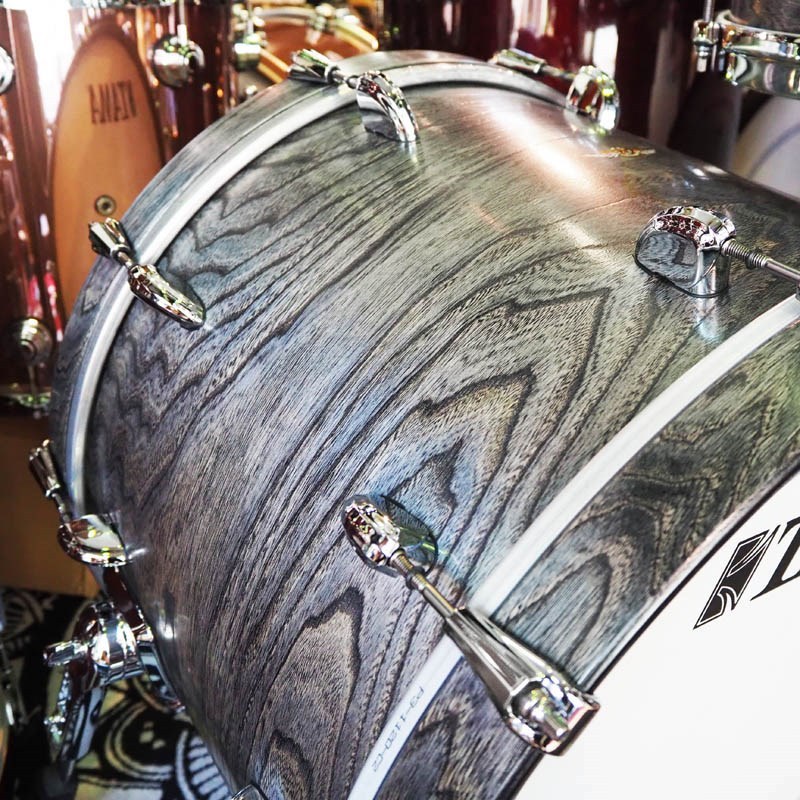 Tama STAR Walnut 4pc Drum Kit [20BD，14FT，12&10TT] -Satin