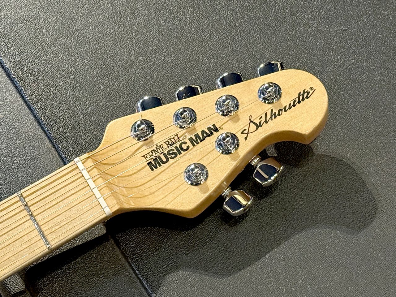 MUSIC MAN Silhouette HSH Hardtail（中古）【楽器検索デジマート】