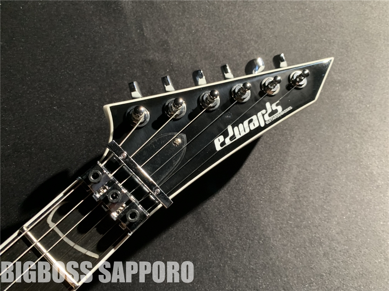 ギター EDWARDS E-SCYTHE EDWARDS E-SCYTHE (White with Black Pin Stripe)（新品/送料