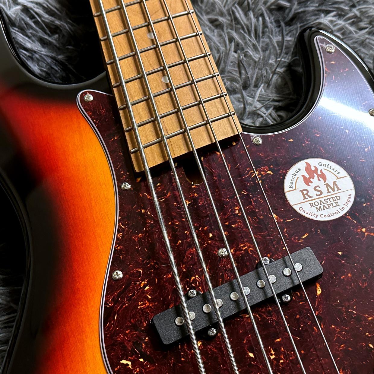 美品 メンテ済 Brian by Bacchus ミディアムスケール PJ Bacchus WJB5-1MS-DX-AC RSM/M 3TS -Universe Series- 【特価