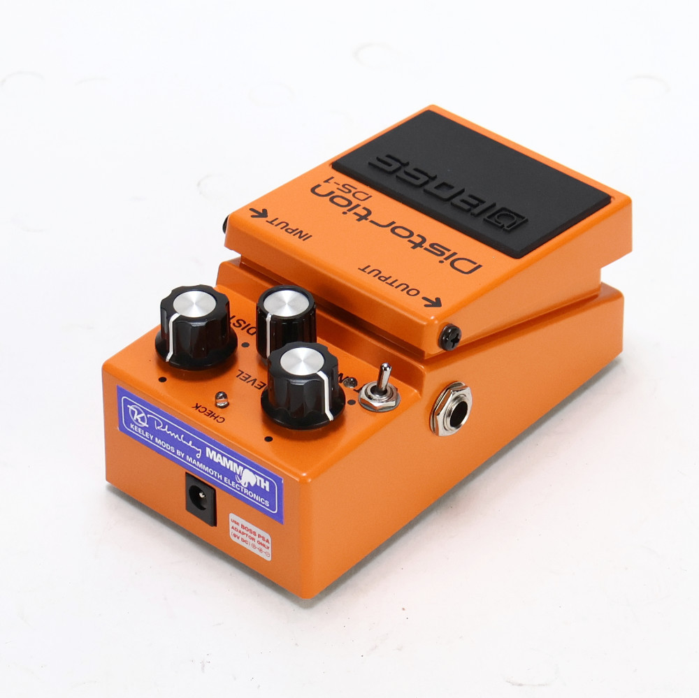 Boss DS-1 w/ 