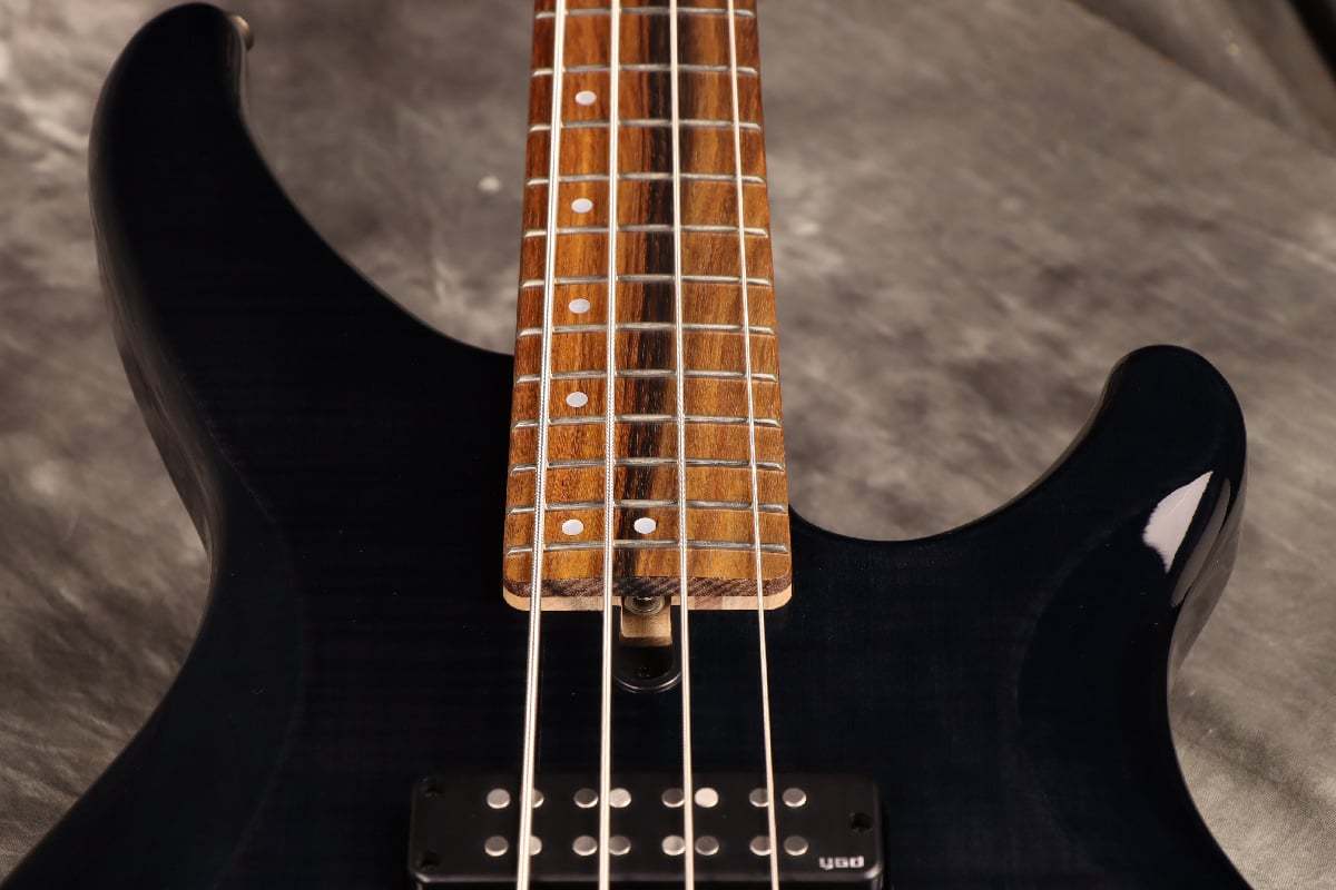 YAMAHA TRBX604FM Translucent Black (TBL) 4弦ベース [B級