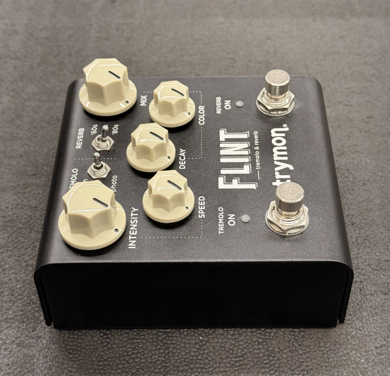 strymon FLINT tremolo & reverb V2（中古）【楽器検索デジマート】