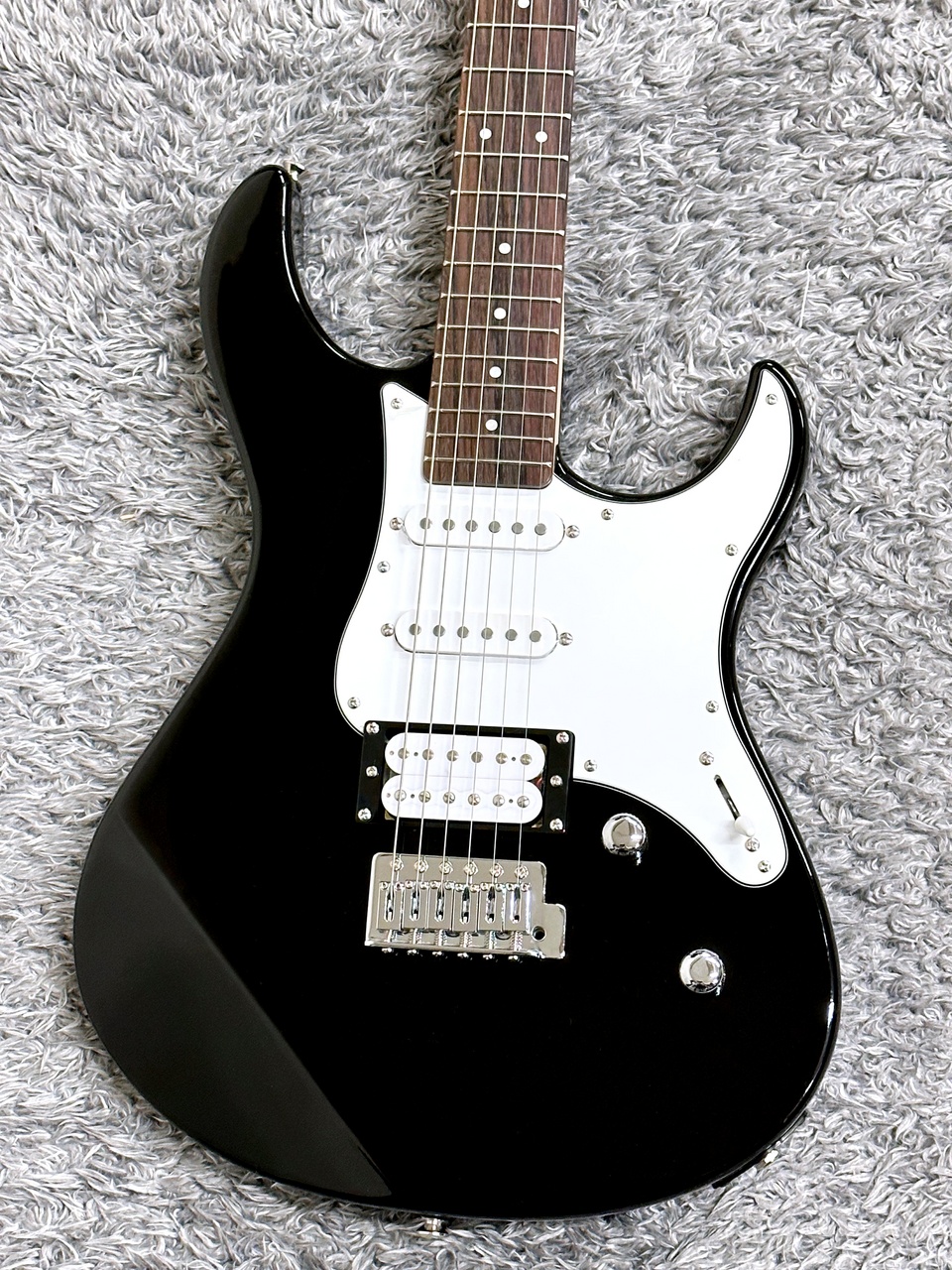 YAMAHA PACIFICA112V BL (Black) 【大人気エントリーモデル!】（新品