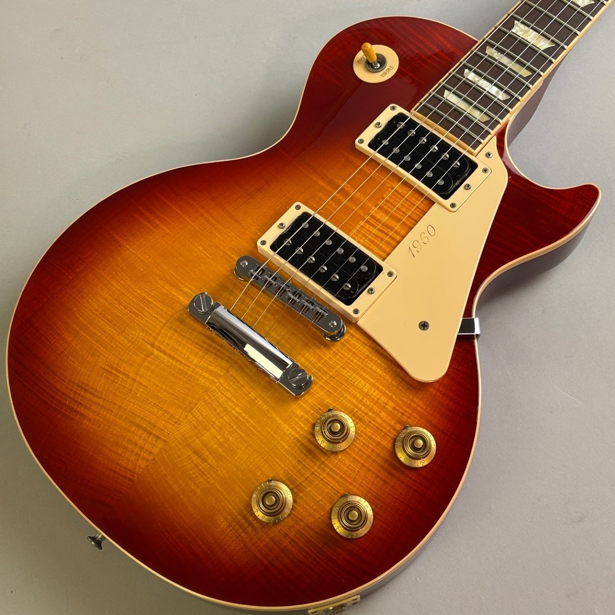 Gibson Les Paul Classic 01年製 美品 山野正規品 Gibson 【7/26 11時から店頭先行販売開始】 USED 中古 Historic