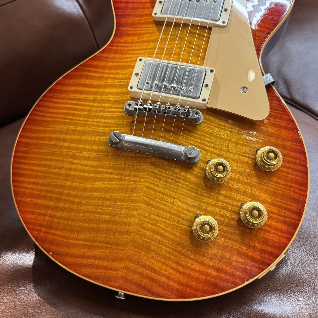 Gibson Custom Shop 【極上杢・ハカランダ指板】True Historic 1960