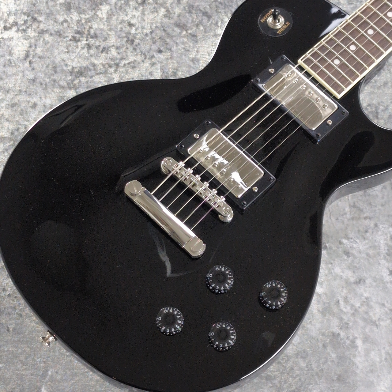 Epiphone Les Paul Tribute ~Ebony~ #25041301086【3.75kg