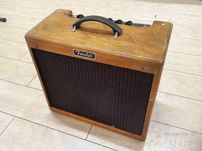 Fender Blues Junior FSR Dark Stained Maple Wood Cabinet