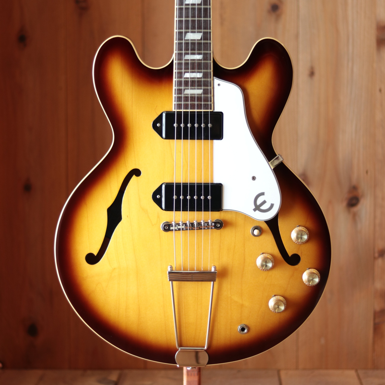 y*3様 中古 Epihone Casino サンバースト レフティ　重要事項追 Epiphone Casino USA Collection Vintage Sunburst（中古）【楽器検索