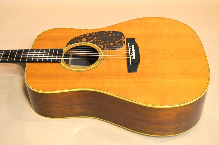 ヒロ　MARTIN マーチン　D-28 1983年製　有名楽器店購入 ヒロ様専用 MARTIN マーチン D-28 1983年製 有名楽器店購入 ギター