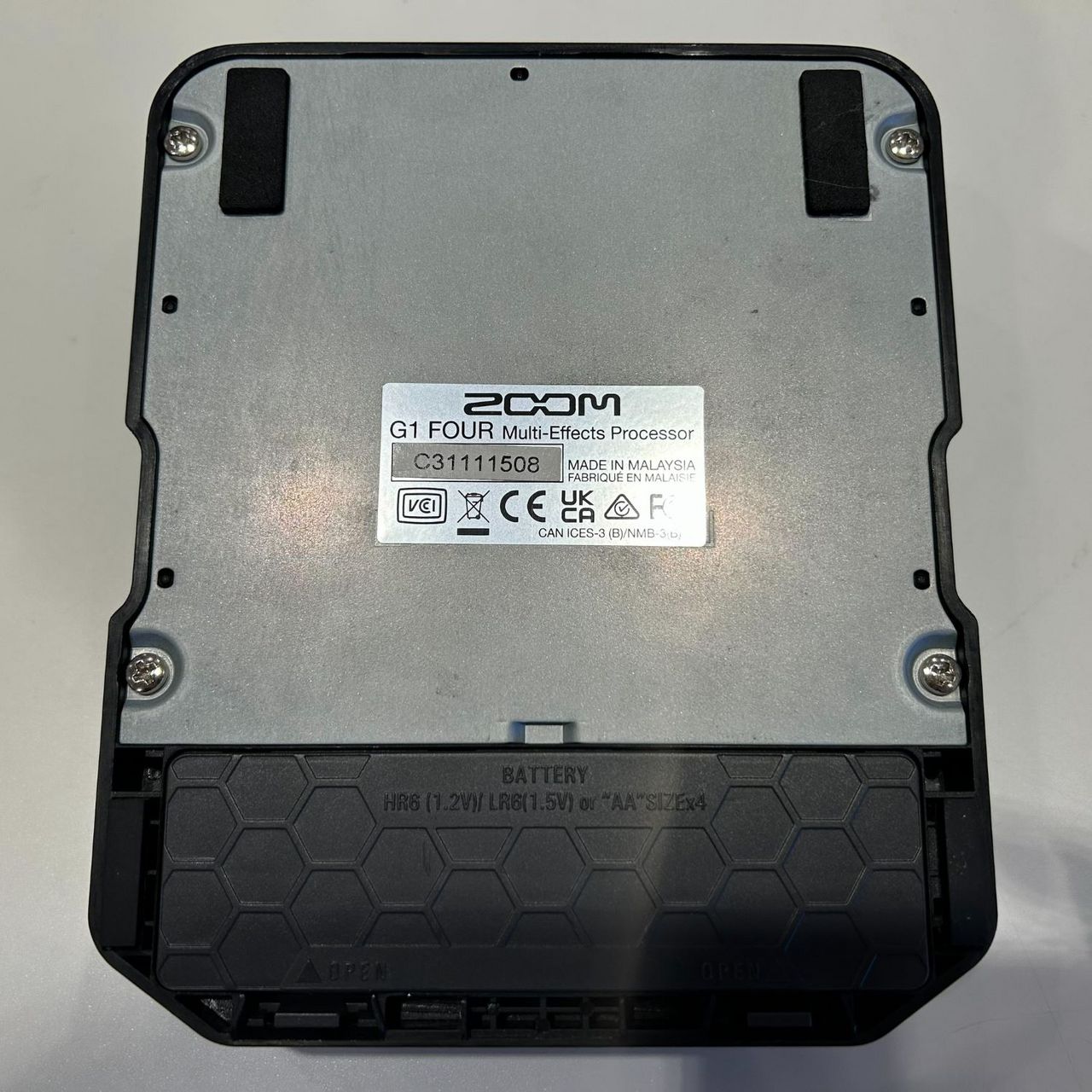 ZOOM 【中古商品/現物画像】ZOOM/G1 FOUR マルチエフェクター（中古