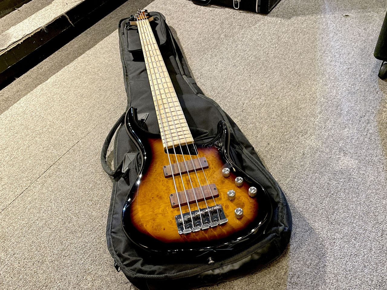 最終価格】MTD kingston Z5 2008 5弦ベース エレキベース - メルカリ