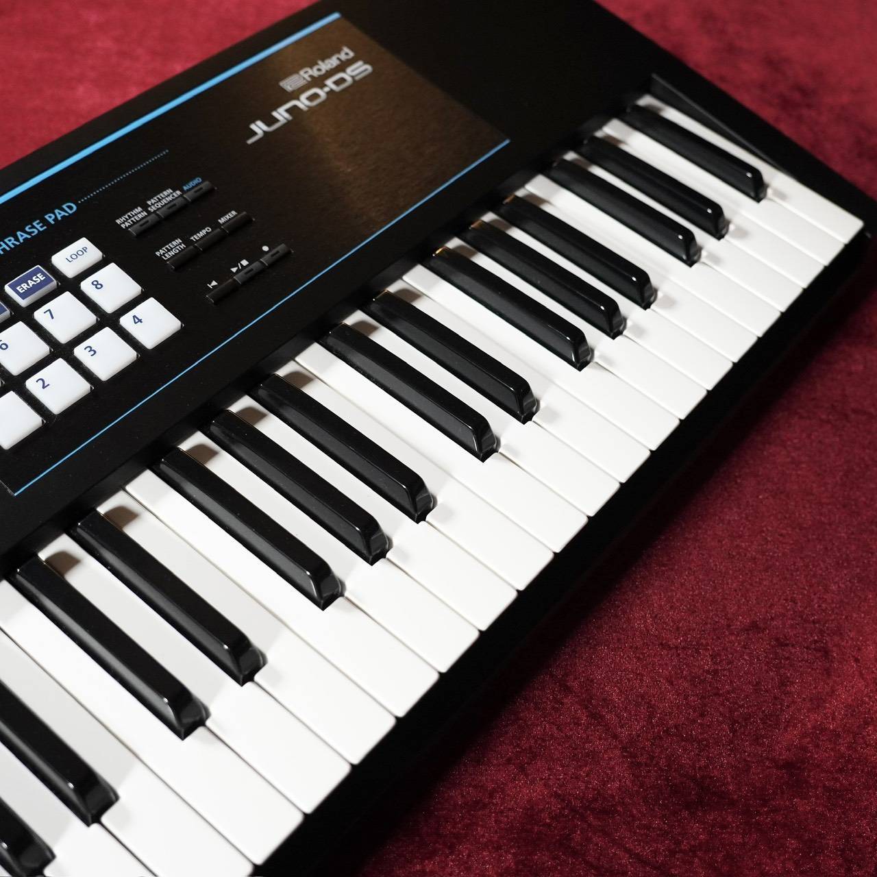 Roland JUNO-DS76 【現物画像】（中古/送料無料）【楽器検索デジマート】
