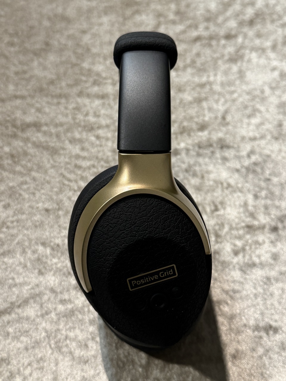 Positive Grid Spark NEO ワイヤレスヘッドフォン Amazon.com: Positive Grid Spark NEO Wireless Guitar