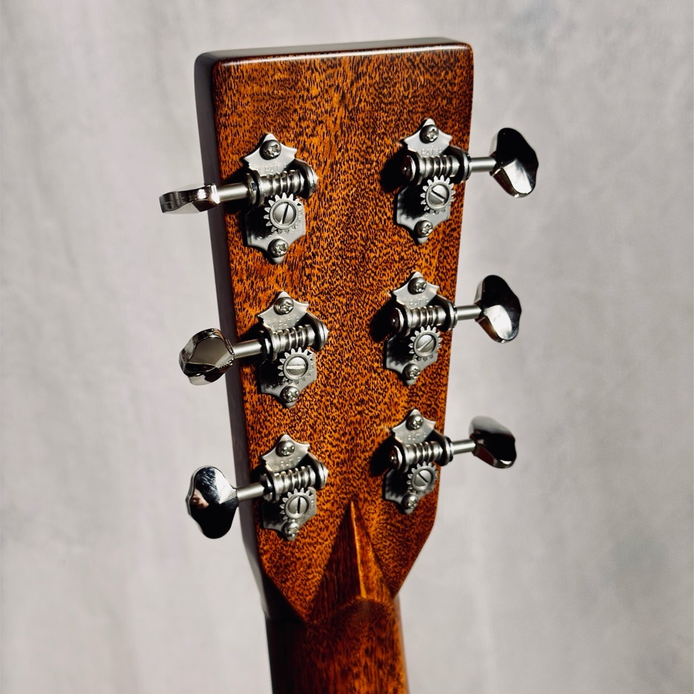Martin DM （ギター工房調整済み） Martin DM - ネック折れ接着｜塗装｜セットアップ - ギター