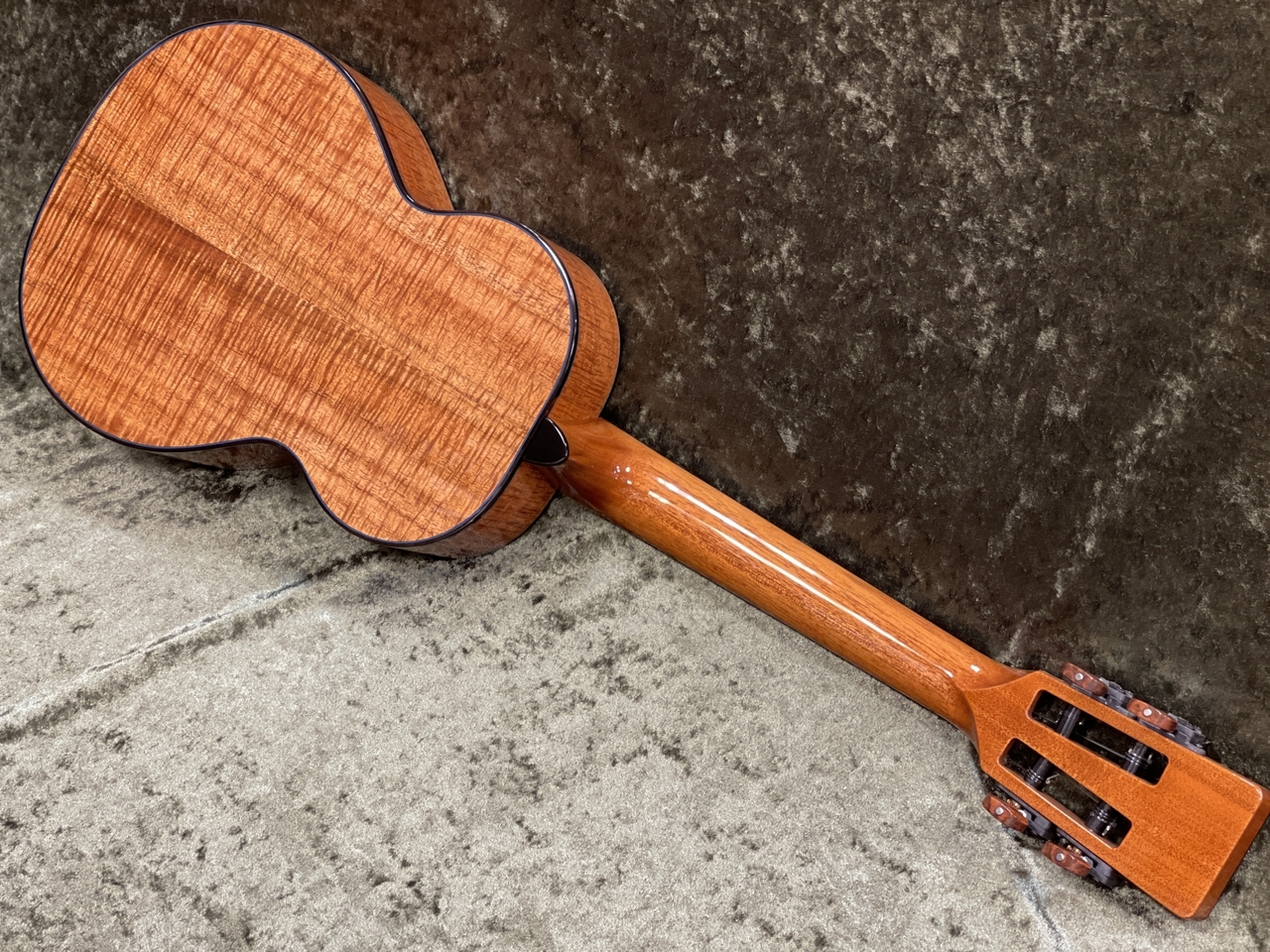 Kamaka 【ご予約受付中!】HF-3 D4I Jake Blue Edition 【町田店