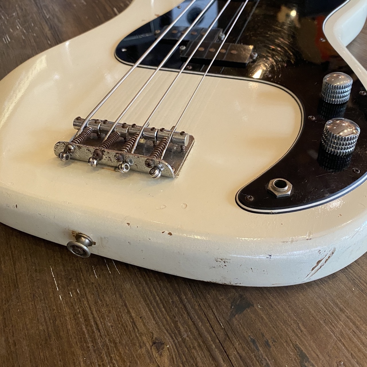 HOLLY Splendor Series Electric Bass Guitar（中古/送料無料）【楽器