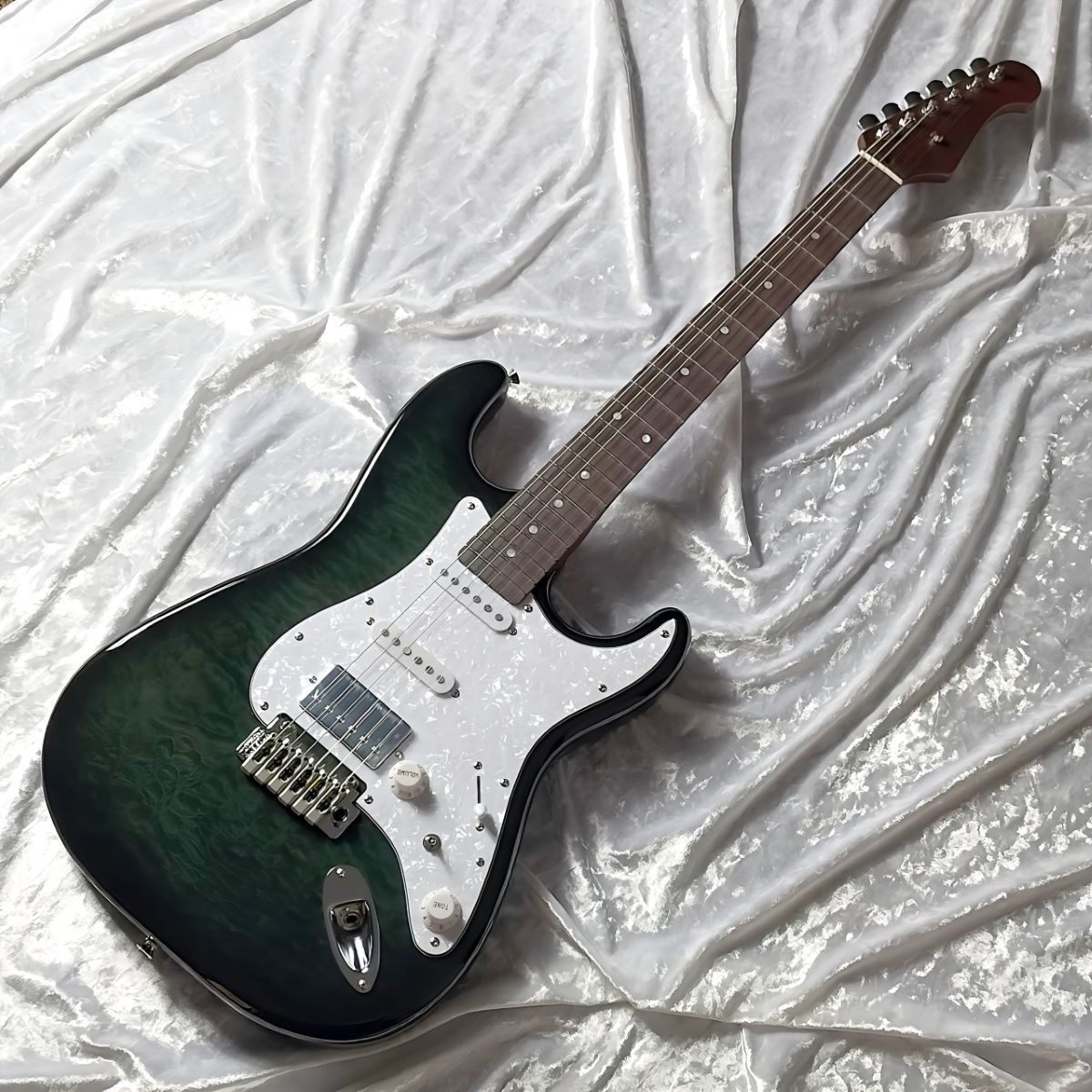 HISTORY HST/SSH-Perf/QM Black Burst 30周年記念モデル エレキ