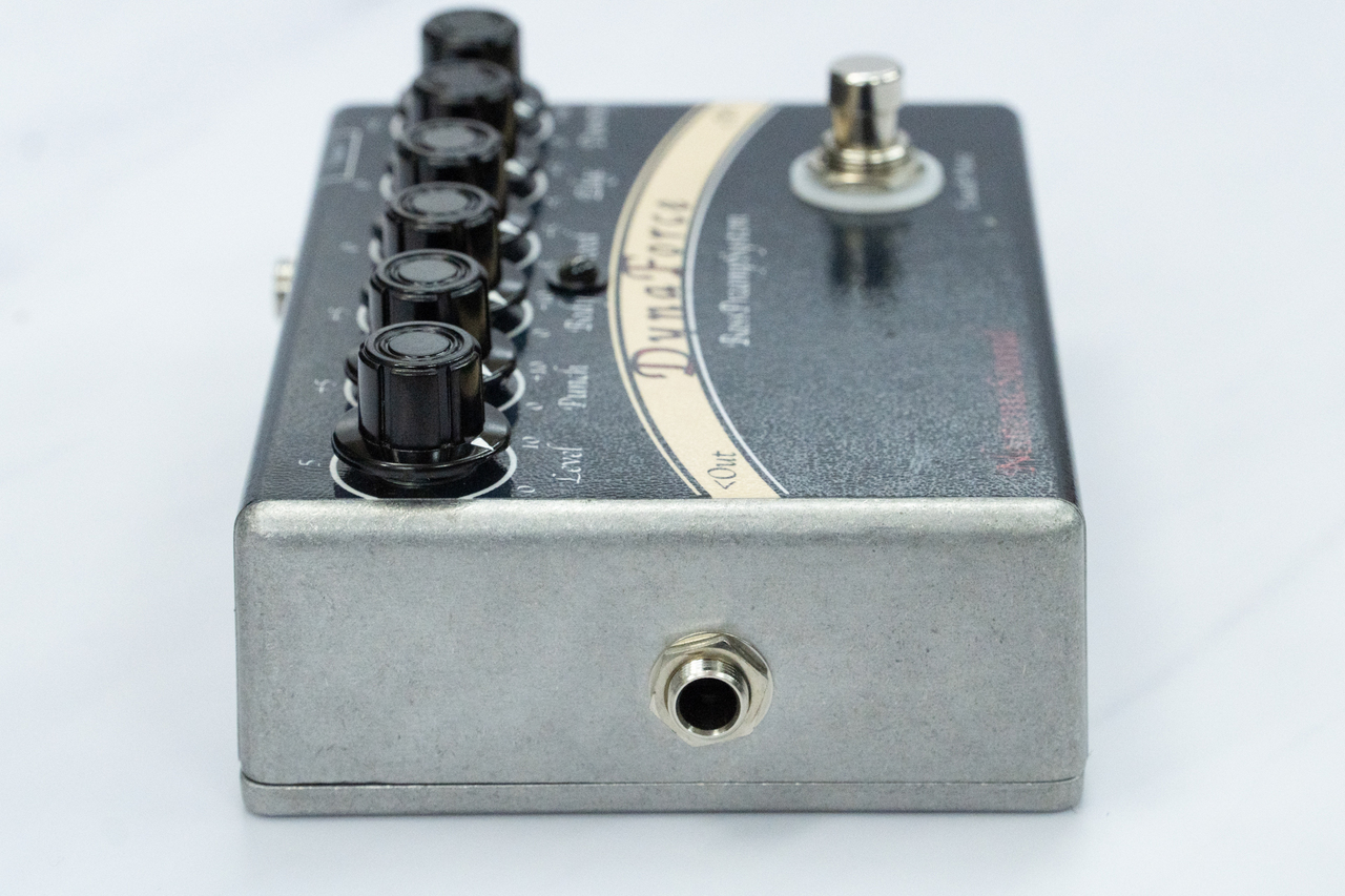 ベース NeotenicSound Dyna Force 楽天市場】NeotenicSound ベース用プリアンプシステム DynaForce