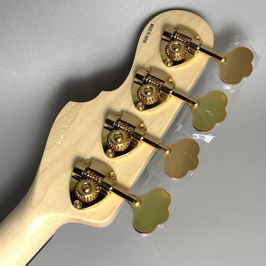 まゆたん Knitted High Neck Top MM25FWーKN032