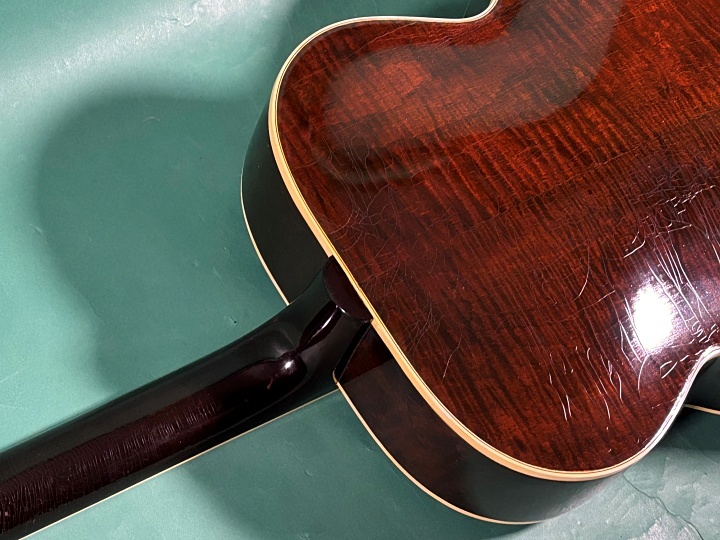 Gibson L-7（ビンテージ）【楽器検索デジマート】