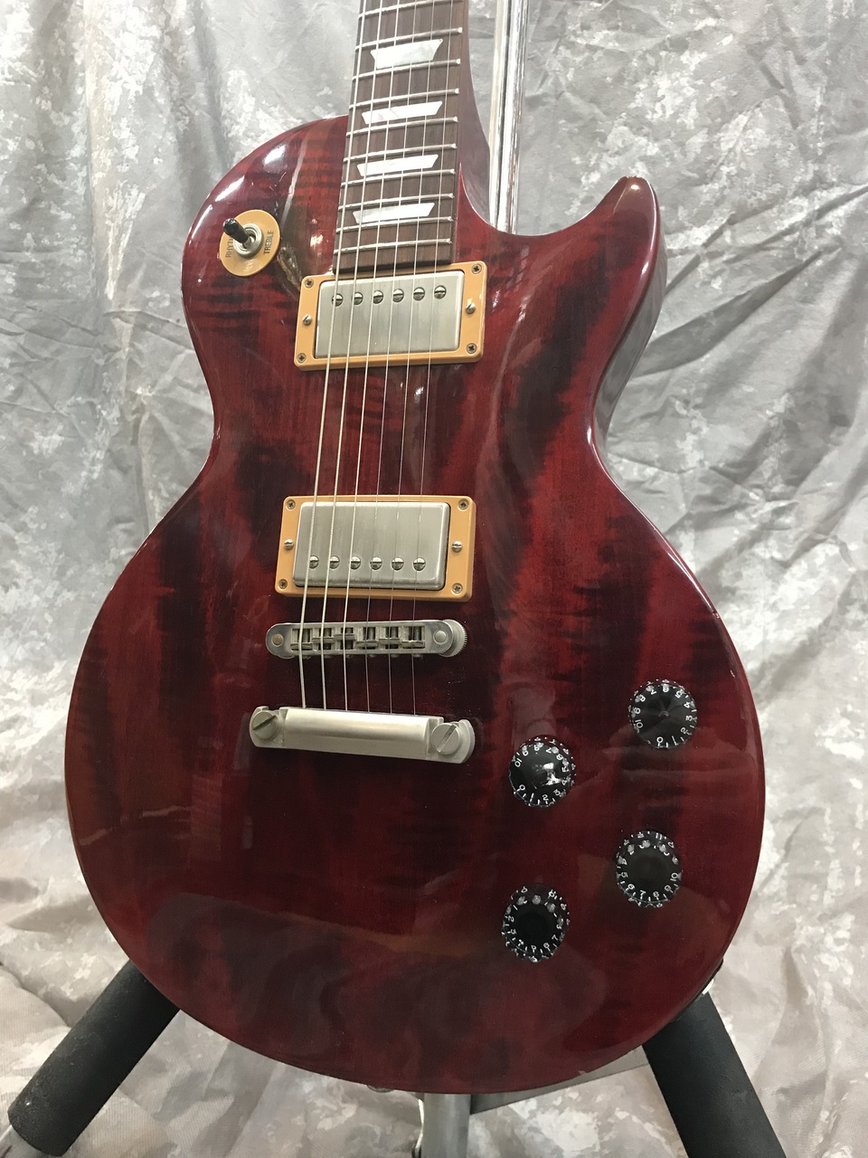 Gibson　レスポールstudio　１００周年モデル Gibson Les Paul Studio 100 th Anniversary（中古）【楽器検索