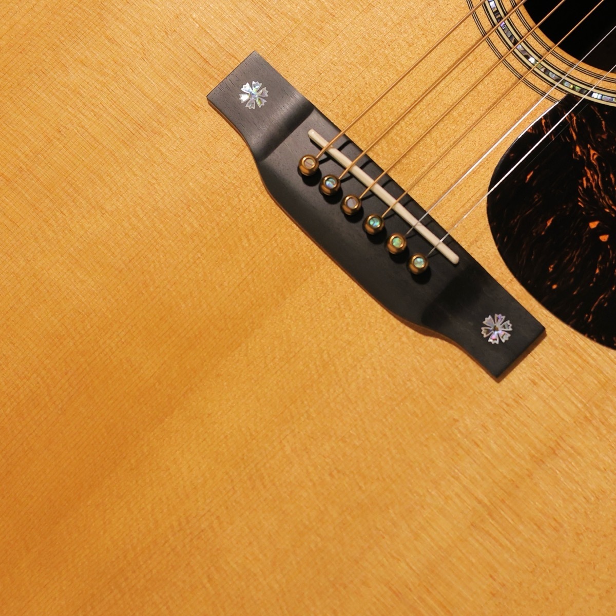Martin 【特典あり!】D-42 Modern Deluxe #2953579【しっかり焼けたVTS】【クロサワ本店】【48回無金利分割 ...