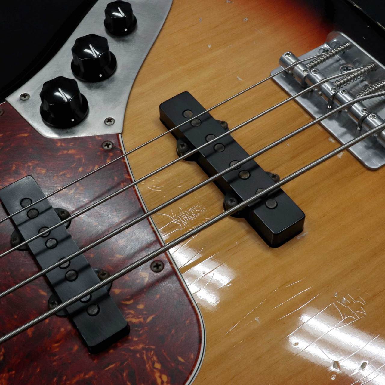 LSL INSTRUMENTS Valencia 60s 3TSB（新品特価/送料無料）［デジマート