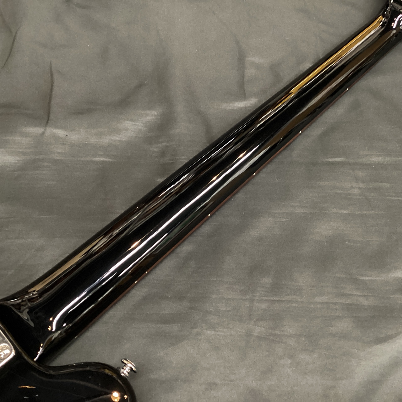 EASTWOOD EUB-1 フレットレス仕様 エレキベース Eastwood EUB-1 Fretless Electric Bass – Eastwood Guitars