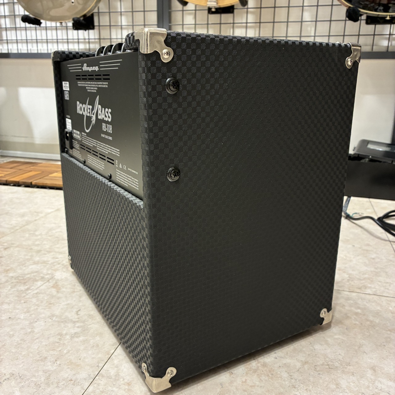 Ampeg RB-108 ベース用アンプ Ampeg RB-108 ベースアンプ コンボアンプ