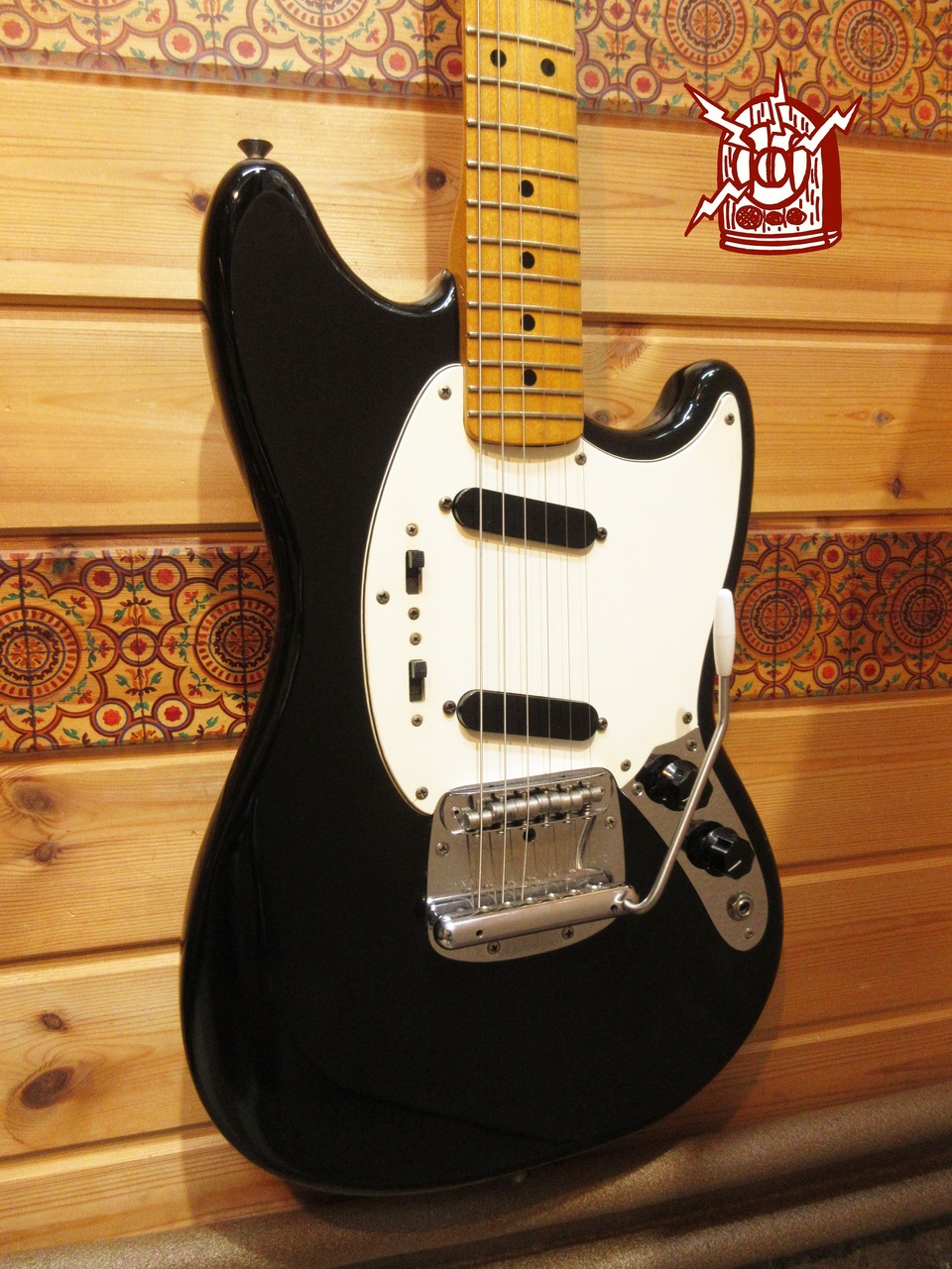 Fender MUSTANG 【1977年製】（ビンテージ）【楽器検索デジマート】