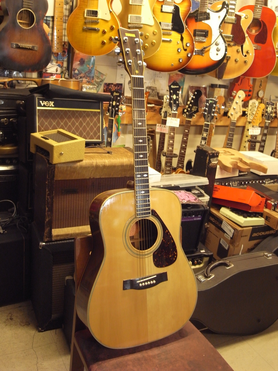 fg-401b yamaha ギター　ヤマハ　FG-401Ｂ 中古 YAMAHA FG-401（中古）【楽器検索デジマート】