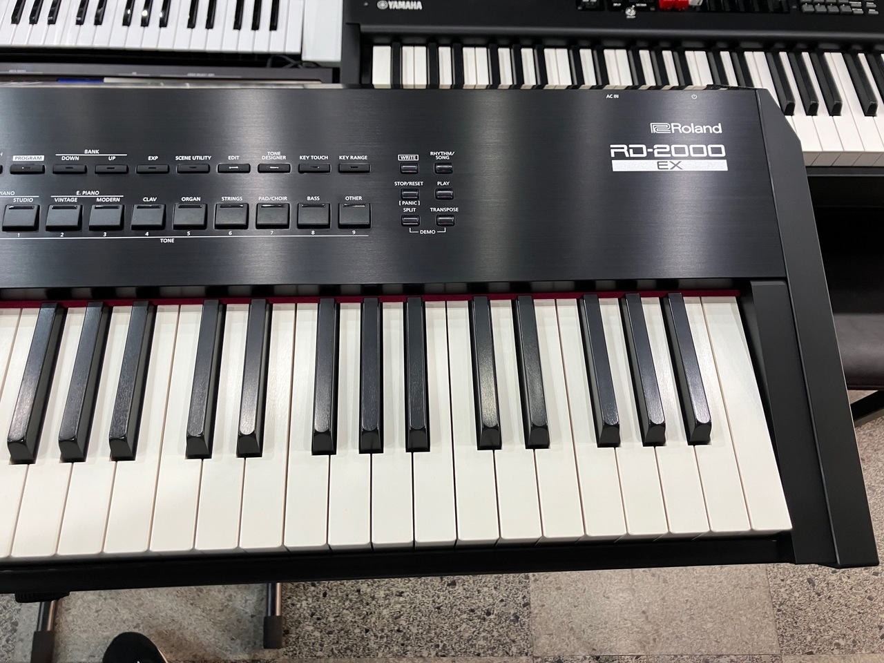 Roland RD-2000EX ◇1台限りの展示品入替特価【TIMESALE!~8/24