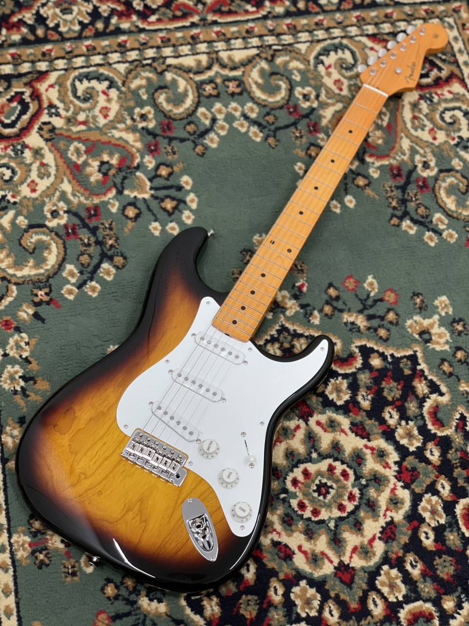 Fender FSR Made in Japan Traditional II '50s Stratocaster -2-Color