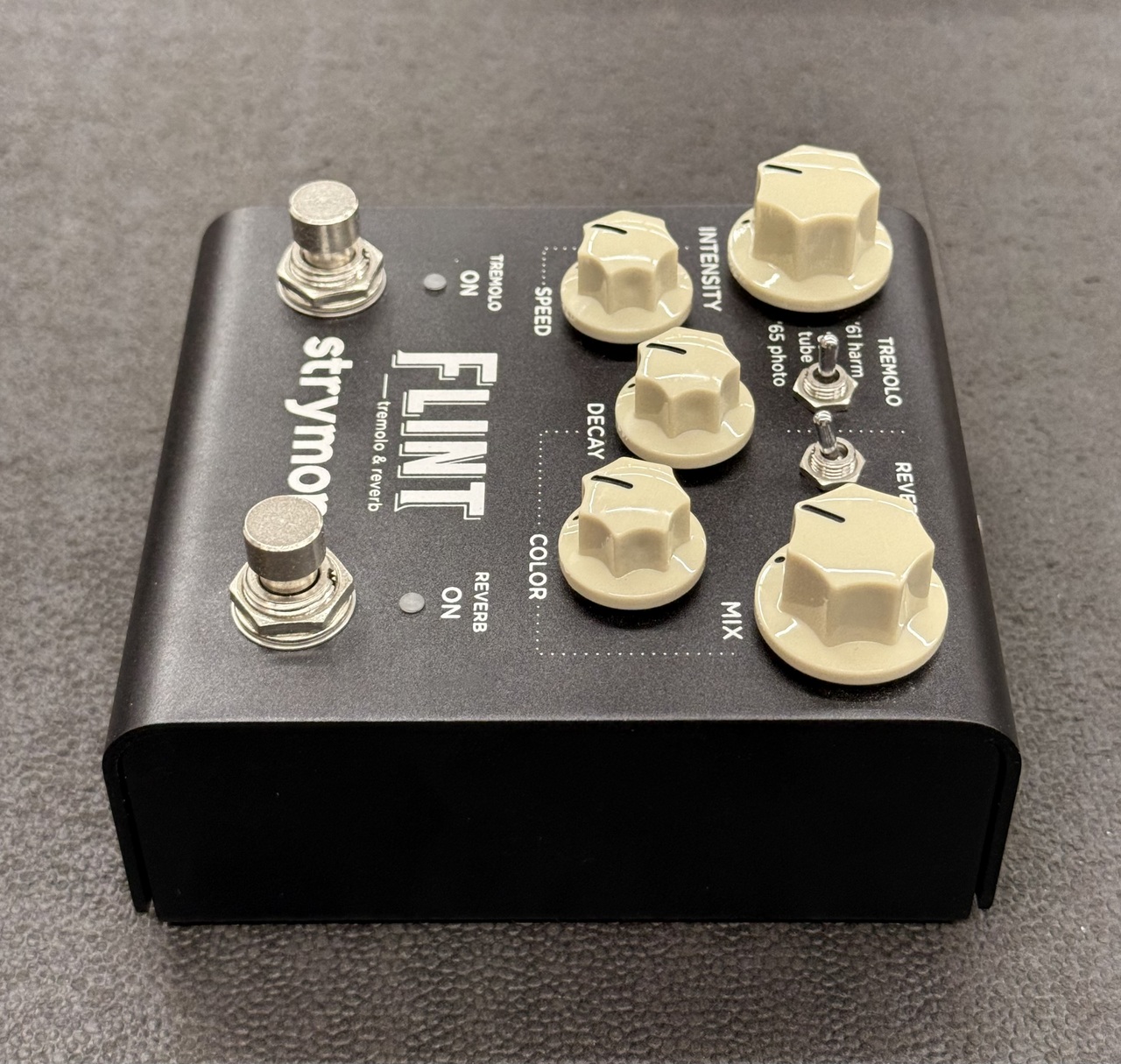 strymon FLINT tremolo & reverb V2（中古）【楽器検索デジマート】