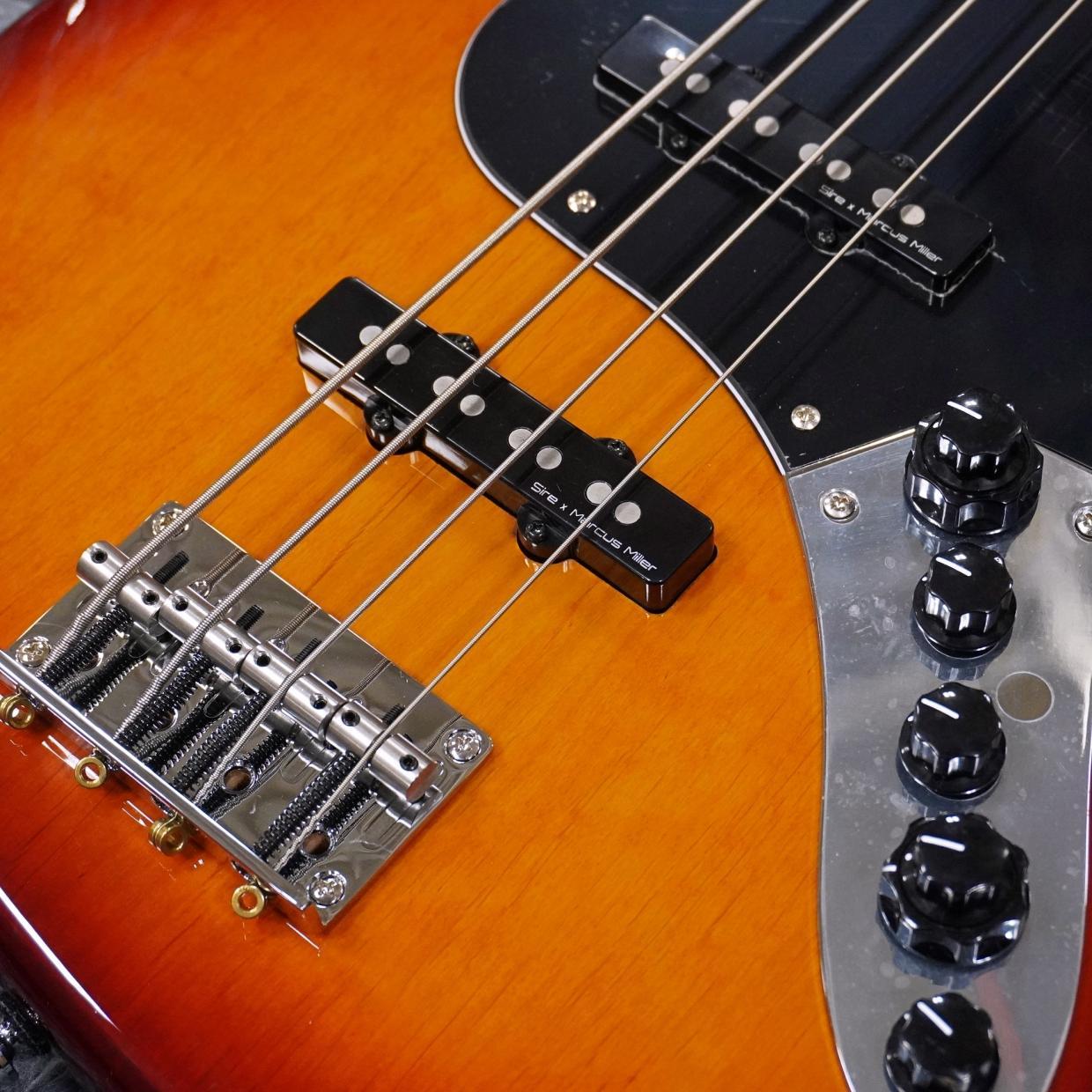 Sire Marcus Miller V7 New Gen 4-String Tobacco Sunburst（新品/送料