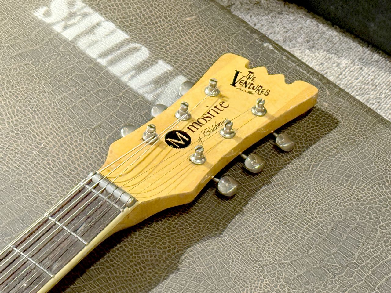 Mosrite 1965 The Ventures Model（ビンテージ）【楽器検索デジマート】